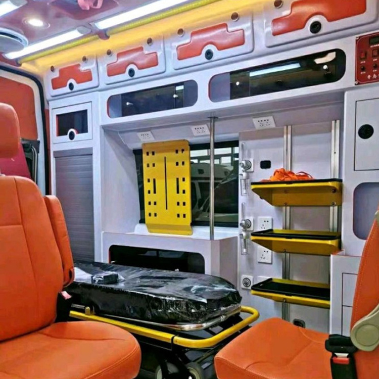 连南长途救护车护送病人租赁价格