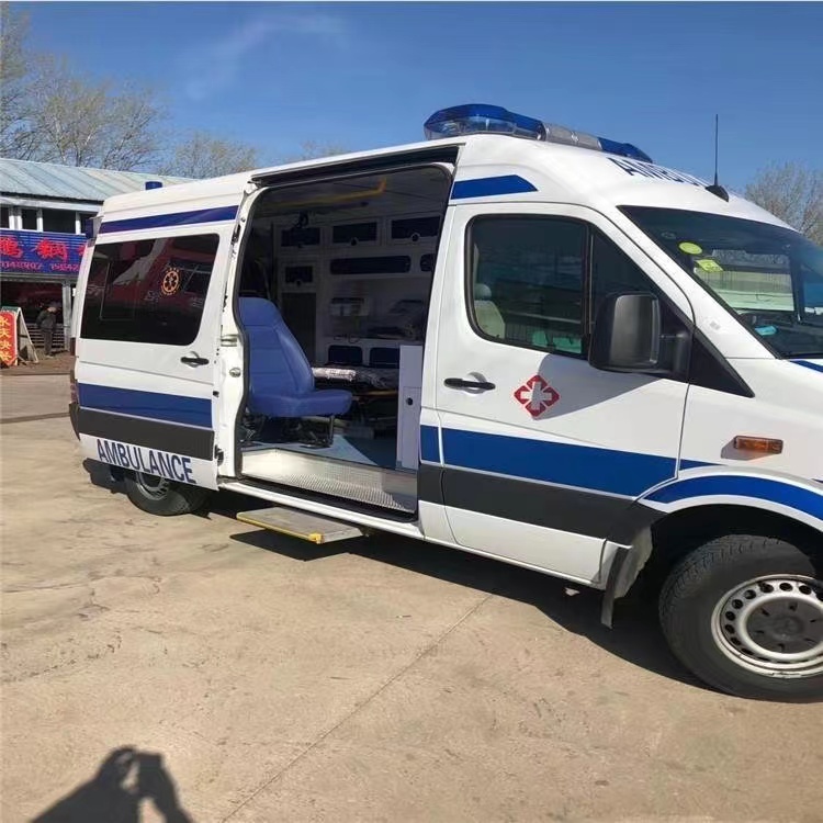 连南私人长途救护车出租转院回家